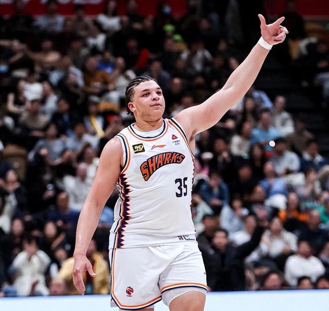 美媒评NBA23岁以下十大球星,马刺3人上榜,弗拉格第2,第1无悬念