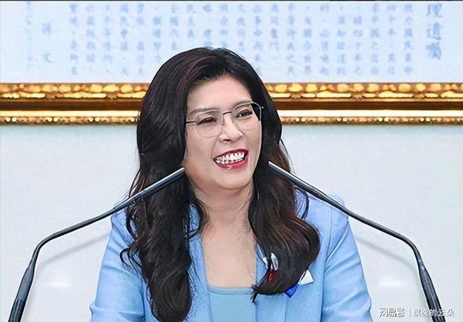 “这颜值,放艺术生里也是顶级!”家长晒素颜大一女儿哭鼻子火了