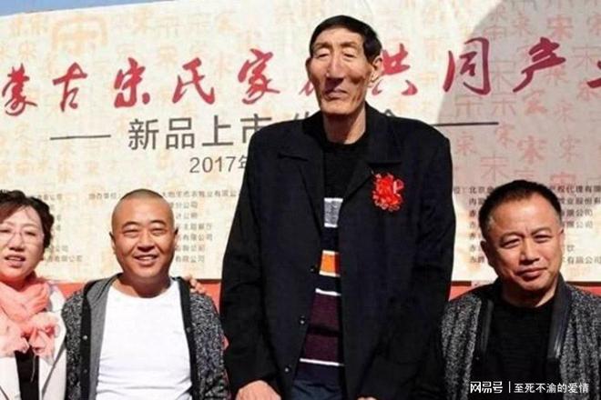 220万辆新车烂在4S店！2200亿库存泡沫，最后谁来接盘？