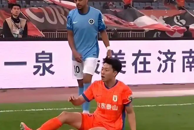 黑暗中的四冠王:成都盲人足球队的“听觉突围”