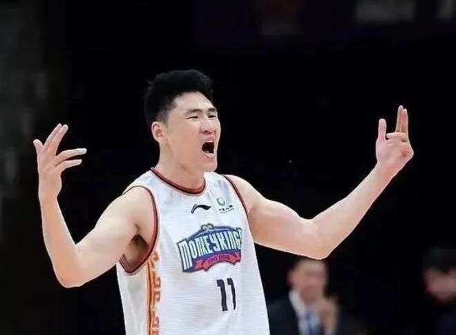 确定打NBA夏联!郭昊文晒早上6点半练球,球迷却不买账:真能作秀