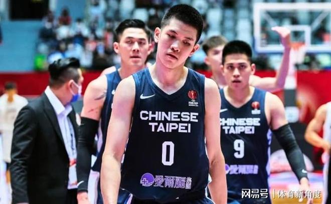 全程挤眉瞪眼，台词硬挤，《小城良方》男主带来“教科书”式演技