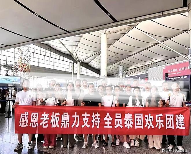 长鑫员工薪酬爆料：上海的技术岗，月基本工资税前57000，年终奖按4个月基本工资算，光这两项，全年总包就差不多百万了。存储龙头是真给钱