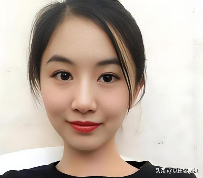 郑爽美国近况被曝!扒完她的财务和官司才发现,不是不想国,而是回不来了