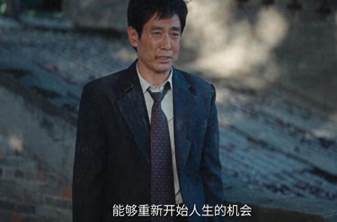 伊布炮轰马杜埃凯:英格兰像少打一人,表现低迷半场即被换下
